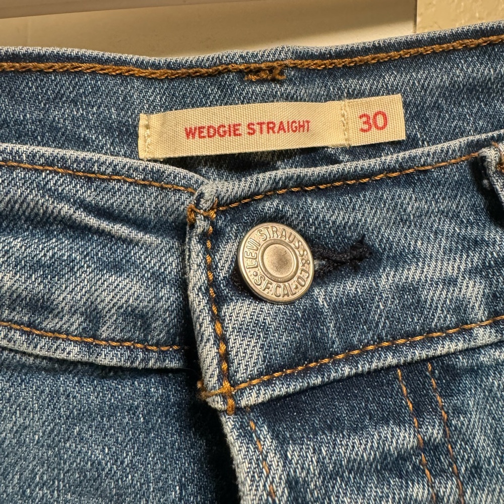 Levi's Women's Wedgie Straight Jeans - 30